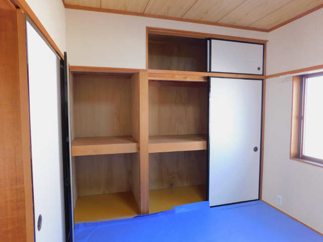 収納（２階北和室）