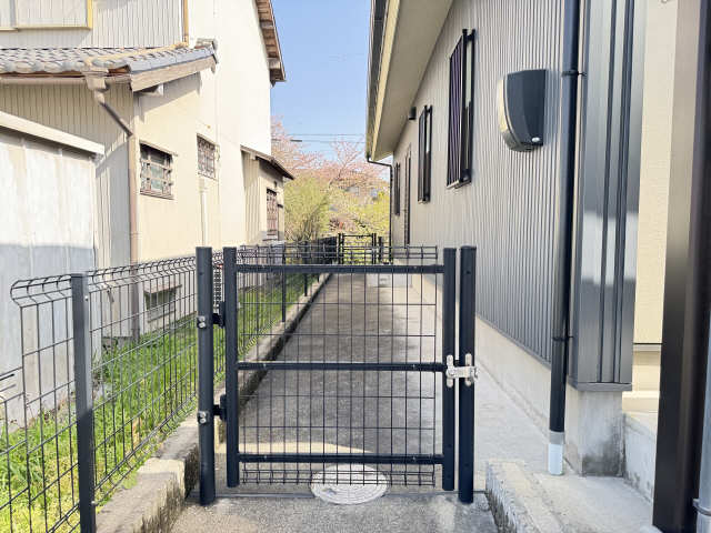 勝手口への扉