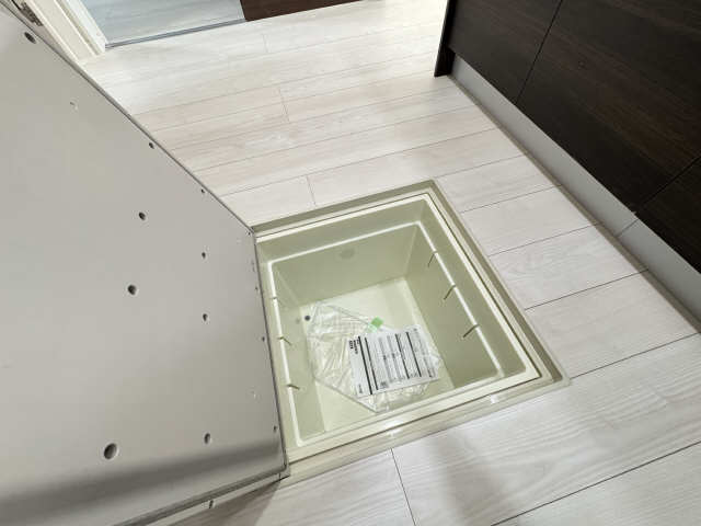 床下収納庫
