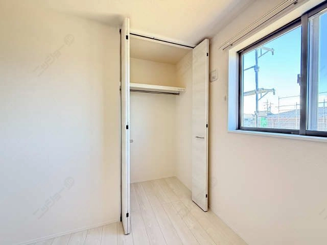 収納（2階北西洋室）