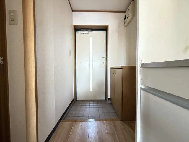 玄関内