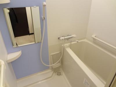 クレイノドルチェパーシモン 2階 浴室