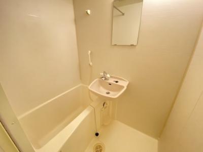 レオパレスパーシモンハイツ 1階 浴室