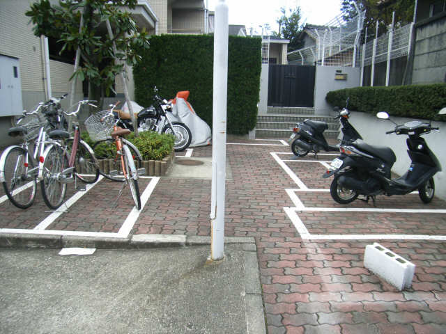 バイク置き場