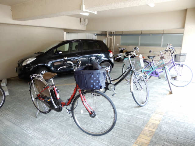 駐輪�場