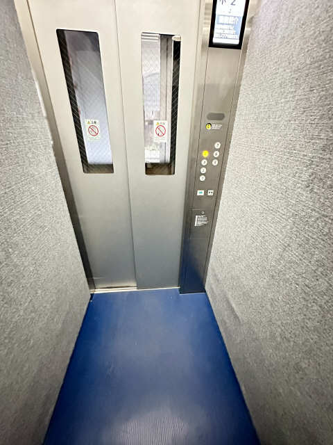 ライブ桜山 4階 エレベーター