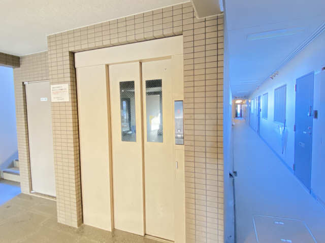 エレベーター