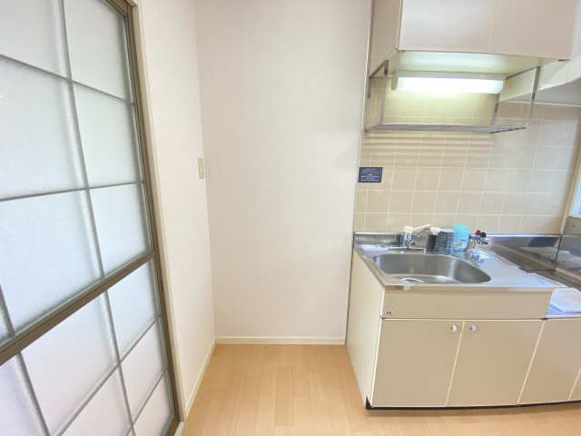 冷蔵庫置き場
