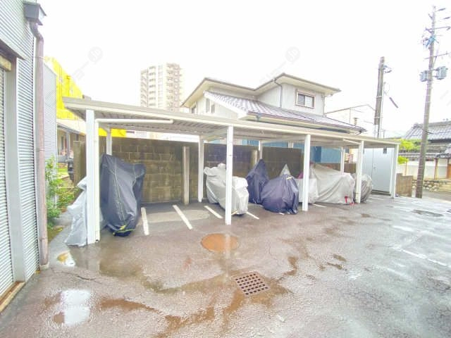 バイク置き場