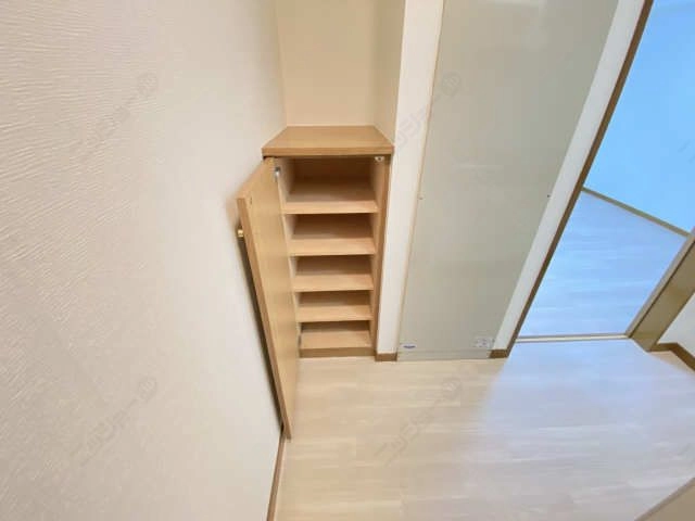 シューズボックス