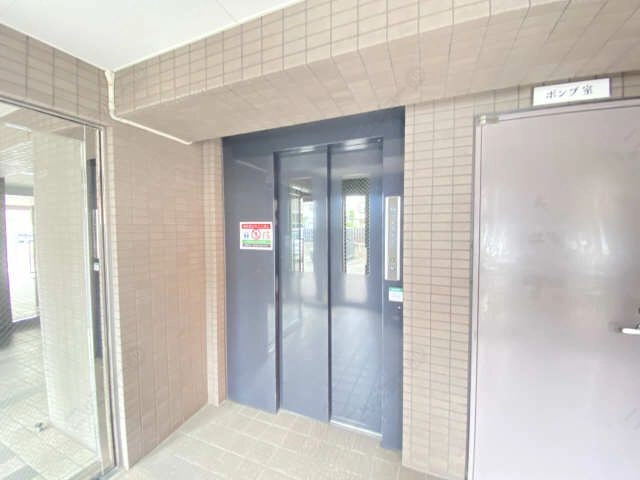 エレベーター