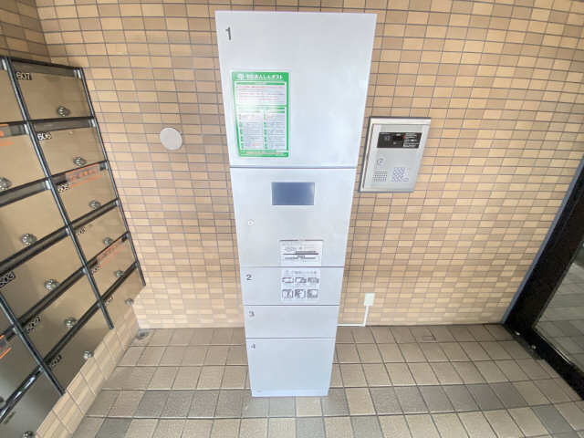 宅配ボックス
