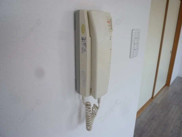 インターホン