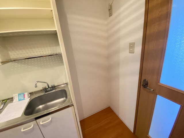 冷蔵庫置き場