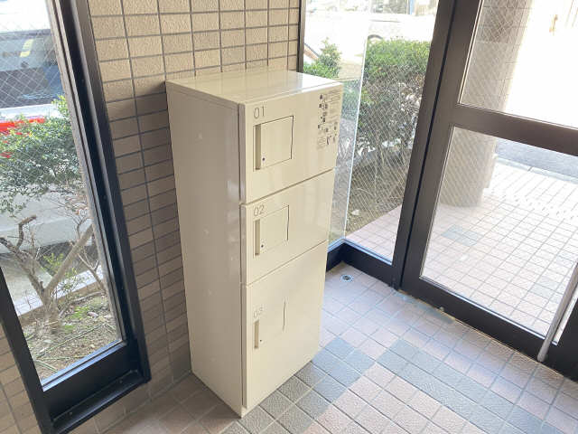 宅配ボックス