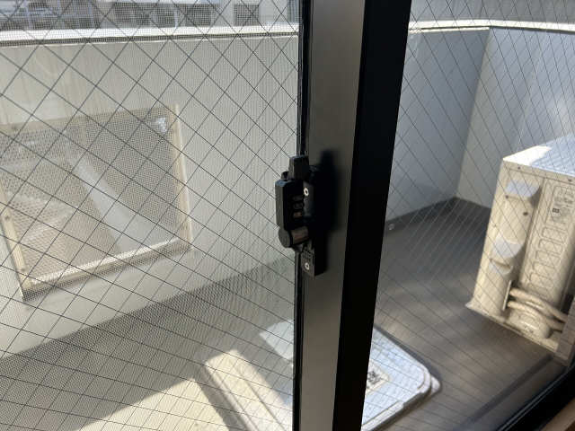 クレセント錠
