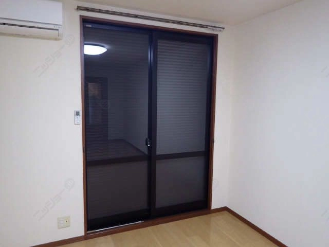 シャッター雨戸