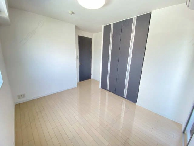 室内(東洋間)