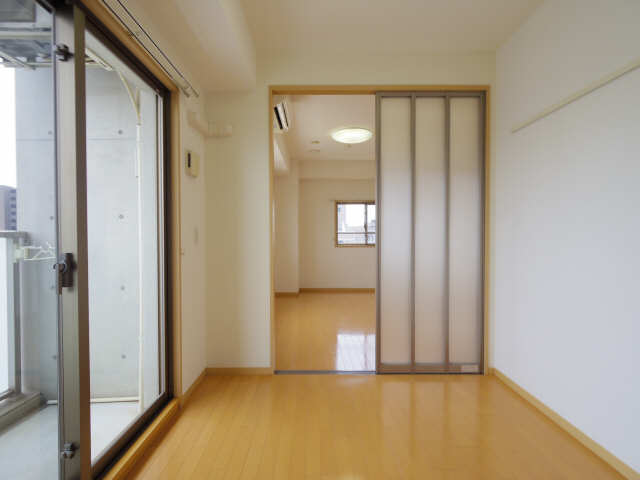 サンステージ桜山 8階 室内