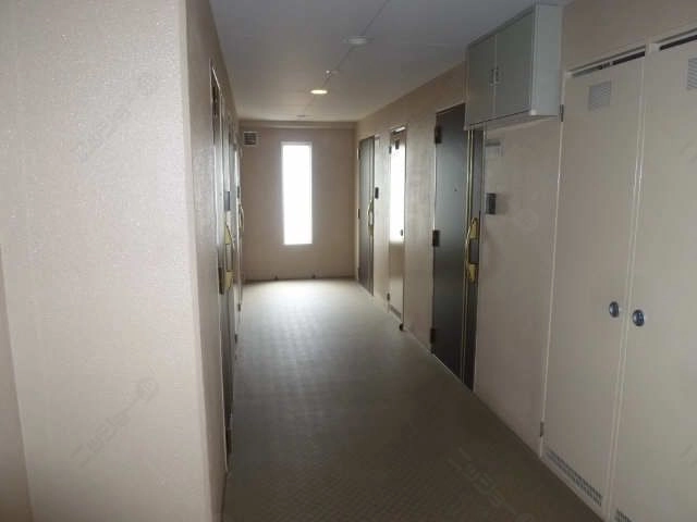 マンション通路