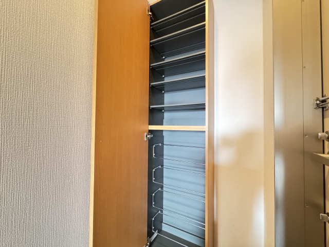 シューズボックス