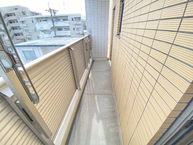 バルコニー（東側）