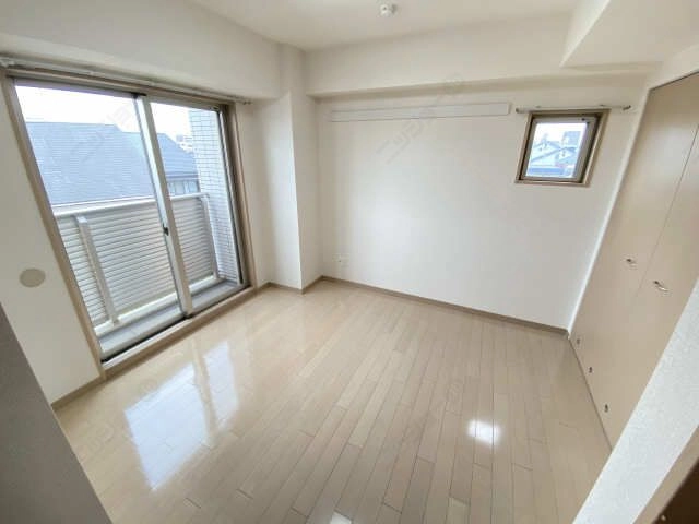 室内（北東洋間）