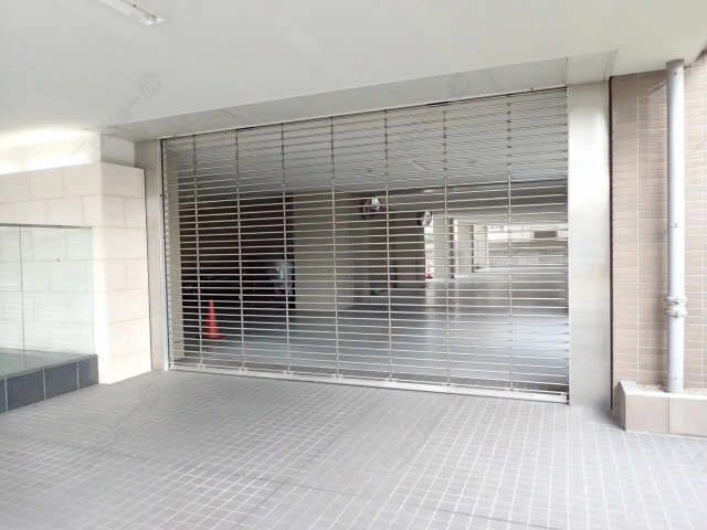 ガレージ電動シャッター