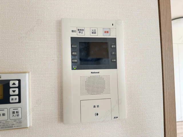 モニター付きインターホン