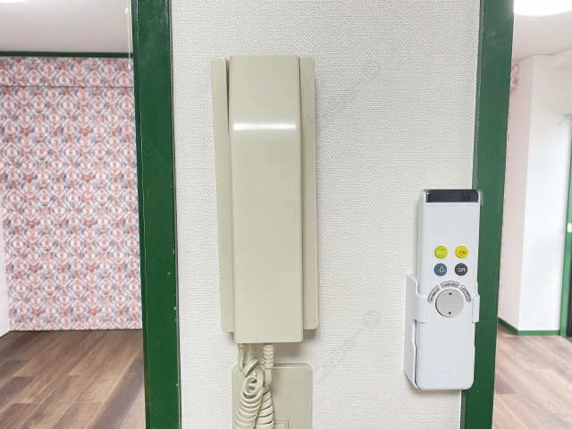 インターフォン