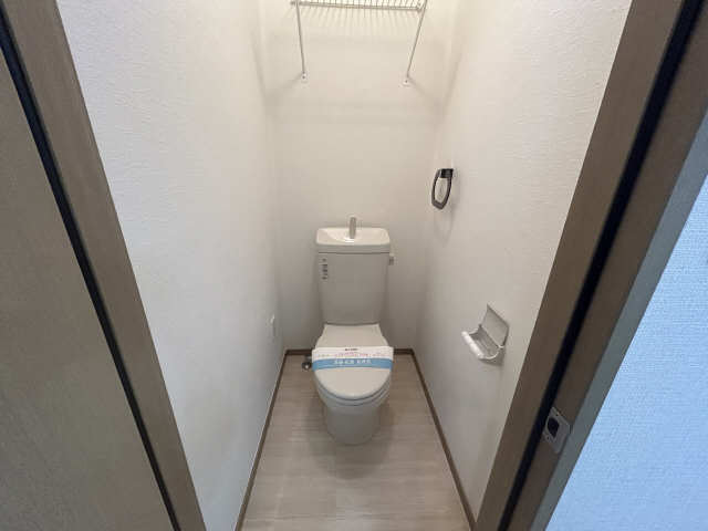 クレアール塩付 2階 WC