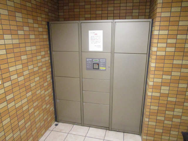 宅配ボックス