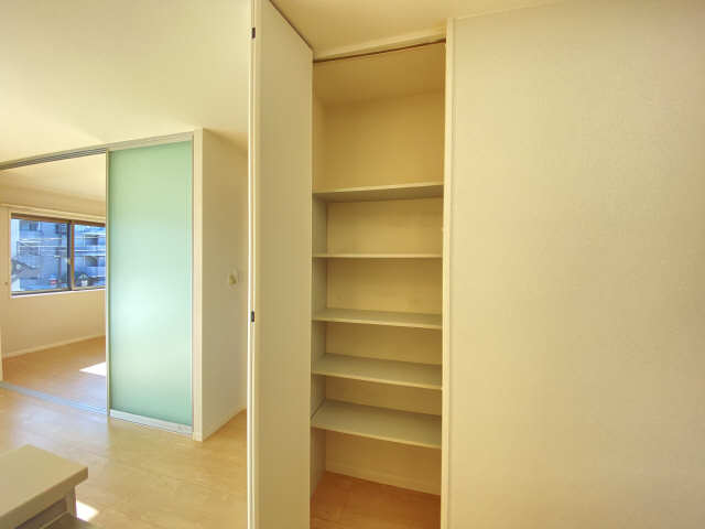 収納（リビング）