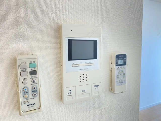 モニター付きインターホン