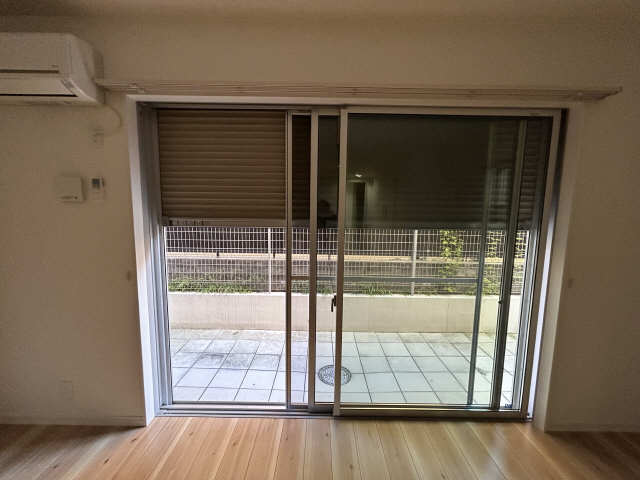 シャッター雨戸