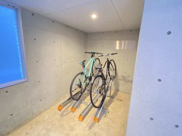駐�輪場