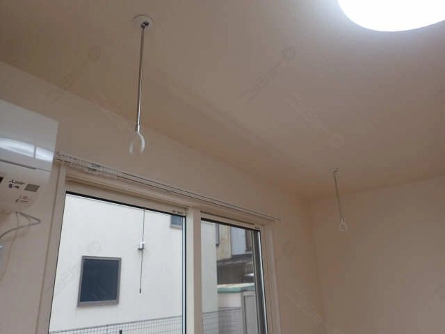 室内物干し金具