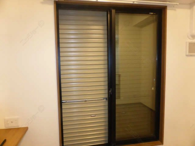 シャッター雨戸