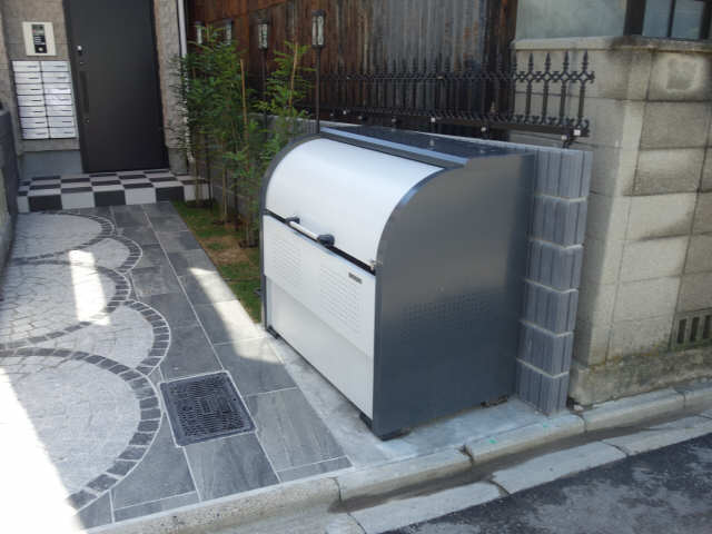 ゴミ置き場