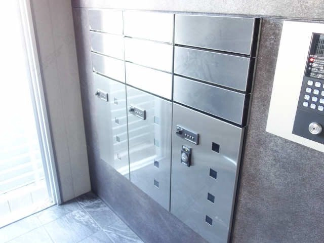 集合ポスト・宅配ボックス