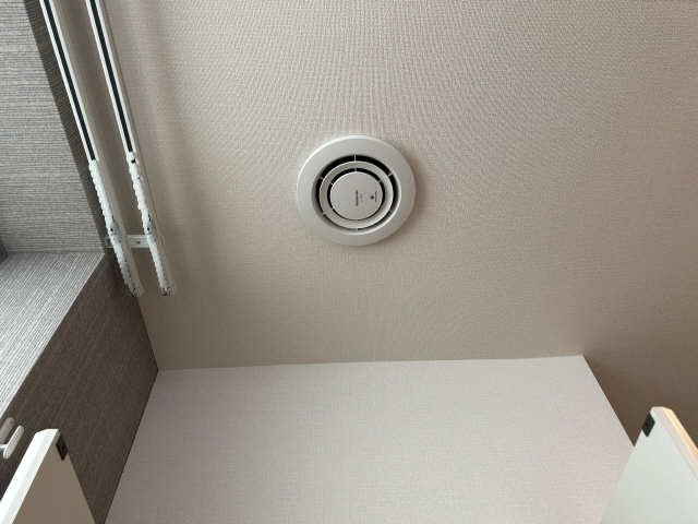 ナノイー発生器