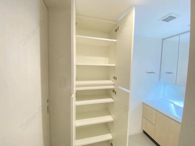 収納（脱衣所）