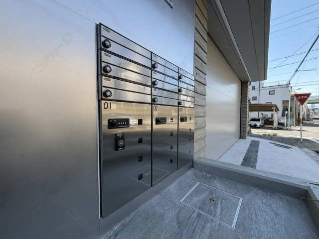 集合ポスト・宅配BOX