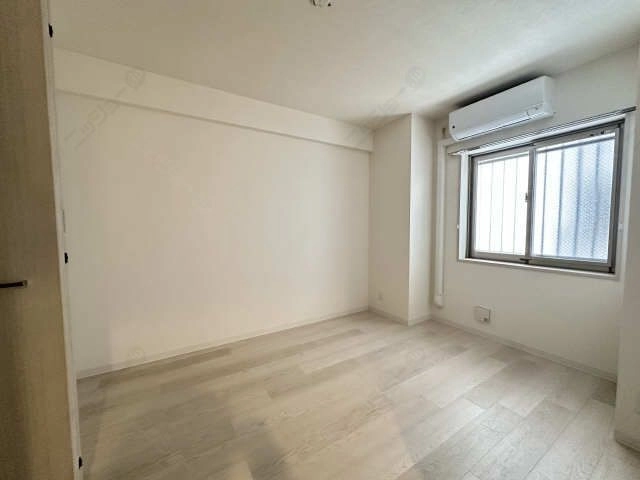 サービスルーム