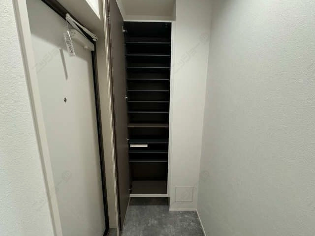 シューズボックス