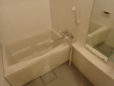 ヴィラパーク鶴舞 5階 浴室