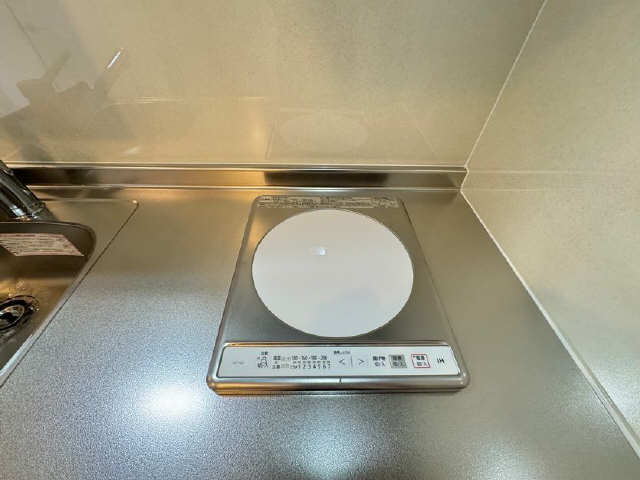 IHクッキングヒーター200V