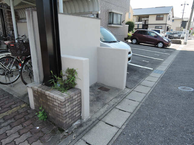 ゴミ置場