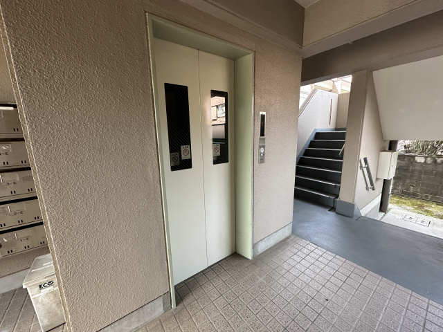 エレベーター