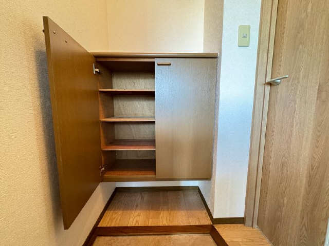 シューズBOX